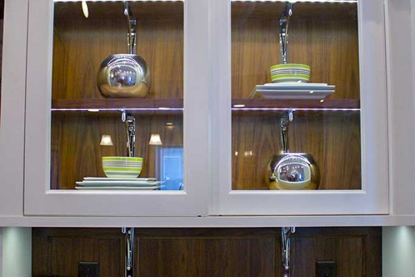 HonedWhiteCararraMarbleKitchen02_full04