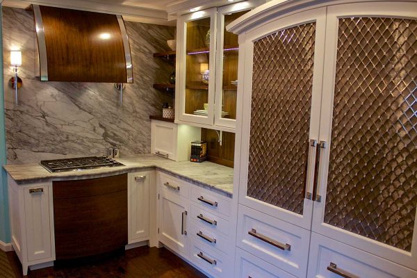 HonedWhiteCararraMarbleKitchen02_full08